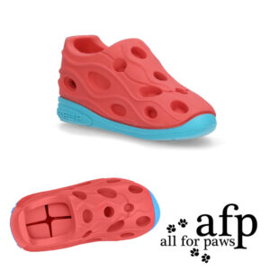 Koiran oma tennari lelu.